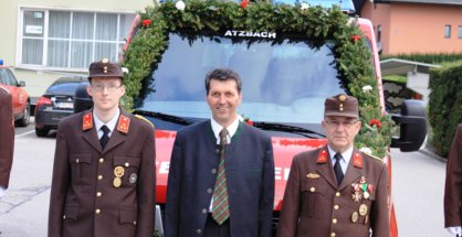 Fahrzeugsegnung bei der FF Atzbach Fahrzeugsegnung der FF Atzbach