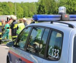 8 Tonnen Ladegut im Kreisverkehr verloren 8 Tonnen Ladegut im Kreisverkehr verloren