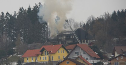 Wohnhausbrand in Wolfsegg am Hausruck Wohnhausbrand in Wolfsegg am Hausruck
