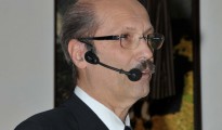 Großer Andrang bei Dr. Klaus Haselbruners Buchpräsentation Großer Andrang bei Dr. Klaus Haselbruners Buchpräsentation