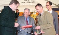 Wirtschaftsmedaille der WKOÖ für Anton Hummer