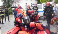 Laakirchner Wasserretter bei Hochwassereinsatz in Schärding