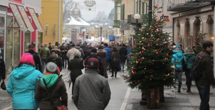 Sonntagsöffnungszeiten gut angenommen - Hochbetrieb in Ischler Innenstadt!