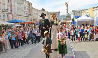 "Ang´richt und Aufg´spüt" - das Salzkammergut zu Gast in Linz