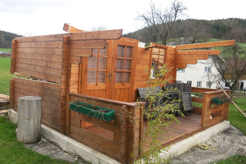 Sturm Niklas enthauptete Gartenhütte salzi.at