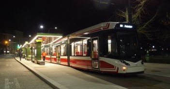 Neue Straßenbahn im Probebetrieb ab 26. März 2017