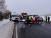 Schwerer Unfall auf der B1 - Fahrzeuglenker knallte mit Kopf gegen Windschutzscheibe