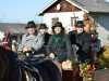 Leonhardiritt in Desselbrunn - Sonne, blauer Himmel und Leonhardibuschen