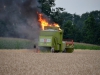 Mähdrescher in Vollbrand - brenzlige Situation in Desselbrunn