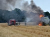 Mähdrescher in Vollbrand - brenzlige Situation in Desselbrunn