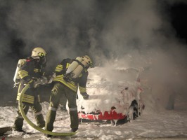 Schörfling: Autodiebe fackelten Fluchtfahrzeug ab