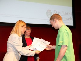 Darius Kromoser vom BORG Bad Aussee gewinnt 60. Landesredewettbewerb