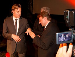 Johann Nestroy-Ring der Stadt Bad Ischl an Nicholas Ofzarek verliehen | Foto: Lenzenweger