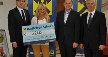 Raiffeisenbank Salzkammergut spendet 5.268 Euro für ein Projekt in Gambia
