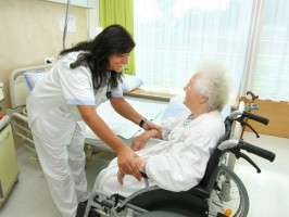 gespag-Pflegeschulen im Salzkammergut bieten Ausbildungs-Paket für die Pflege alter Menschen