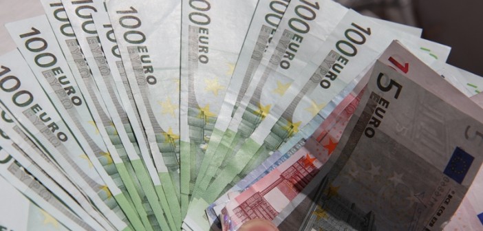 Gmunden: Pensionistin (87) mit Neffentrick um 8.000 Euro gebracht