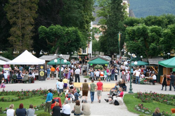 27 Winzer laden zum 13. k.u.k. Weindorf nach Bad Ischl