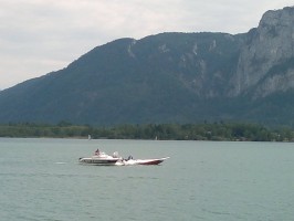 Mondsee: Hochschwangere aus Seenot gerettet