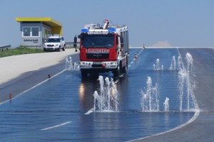 Seewalchen: Feuerwehr bei Einsatzfahrer-Training in Marchtrenk