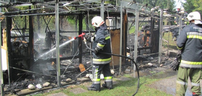 Wohnwagen auf Campingplatz abgebrannt - 35.000 Euro Schaden