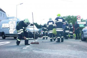 Attnang-Puchheim: Crash im Kreuzungsbereich