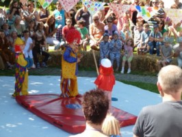 Laakirchen: Kindergarten lud zum Zirkus-Sommerfest