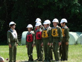 Erfolgreicher Abschluss der Bewerbssaison - Jugendgruppe erhält Trainingsjacken