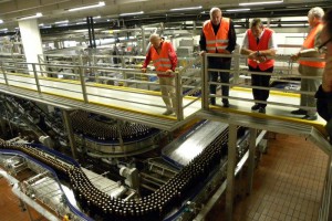 Gmundner Florianis besuchen Brauerei Zipf