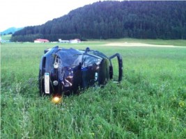 Scharnstein: Schwangere bei Unfall verletzt