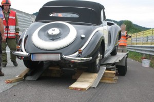 Erneut Oldtimer-Unfalll auf der Westautobahn