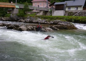 Wildwassertraining für Berg- und Wasserrettung in Bad Ischl