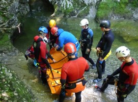 Wildwassertraining für Berg- und Wasserrettung in Bad Ischl