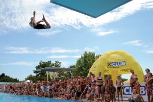 Waterwalking und Freestyle-Sumping im Parkbad Vöcklabruck