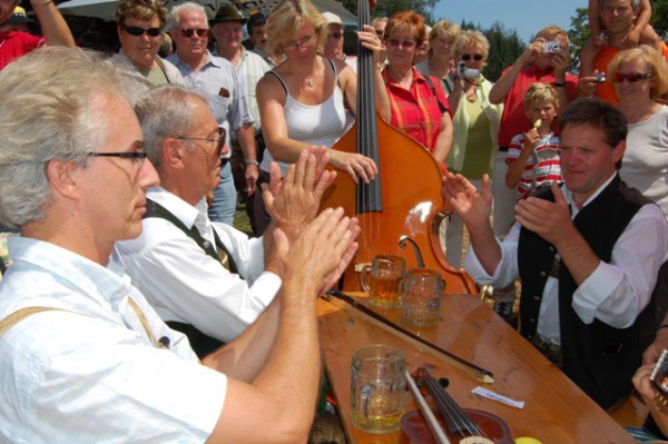 Volksmusikantentreffen in Aurach am Hongar