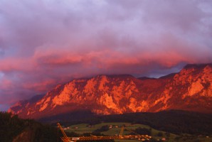Brennendes Höllengebirge