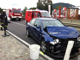 Erneut Unfall auf der B145 nahe der Abfahrt zum Einkaufszentrum SEP