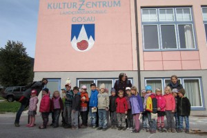 Blühende Straßen im Welterbeort Gosau