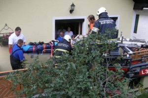 Bad Ischl: Feuerwehr unterstützt Rettungseinsatz