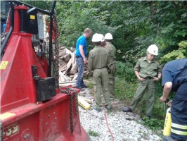 Arbeiter unter Traktor eingeklemmt - Feuerwehrjugend auf dem Prüfstand