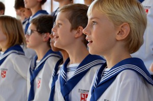 Die St. Florianer Sängerknaben gastieren in Traunkirchen