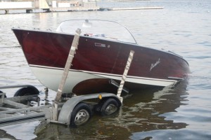 Altmünster: Boeschboot schlug bei Slipversuch leck