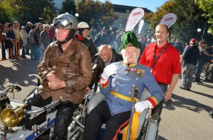 Hunderte Motorrad-Oldtimer bei Kaiserwetter in Bad Ischl