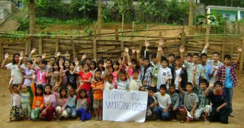 Kürbisaktion brachte 1000 Euro für das Waisenhaus "Traunsee" in Burma
