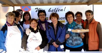 Sonniger Erfolg beim Pflanzenflohmarkt der OÖVP Frauen Ebensee
