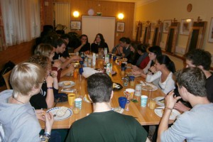 Schülervertreter brunchen im Jugendzentrum Schuko