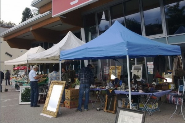 Flohmarkt in Altmünster an der B145