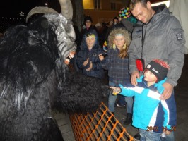 Auwald Schiachperchten beim Charitylauf in Braunau