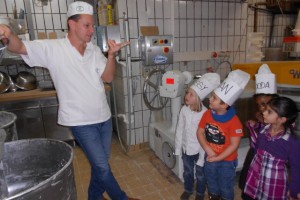 Kindergarten Stadt zu Besuch in der Bäckerei Reingruber