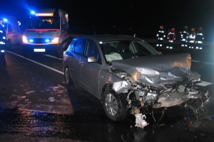 Schwanenstadt: Zwei Verletzte bei Frontalzusammenstoß auf der B1