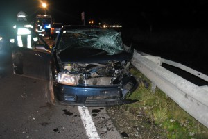 Schwanenstadt: Zwei Verletzte bei Frontalzusammenstoß auf der B1